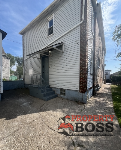 3927 Elm Street - 1R