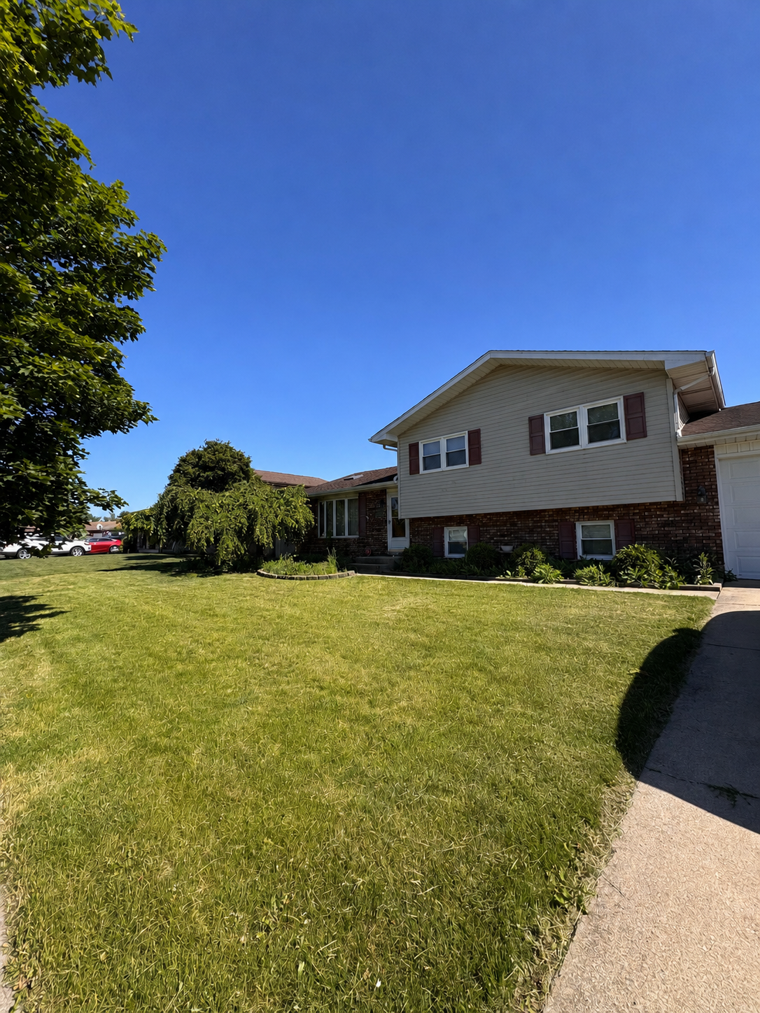 1325 West 75th Place