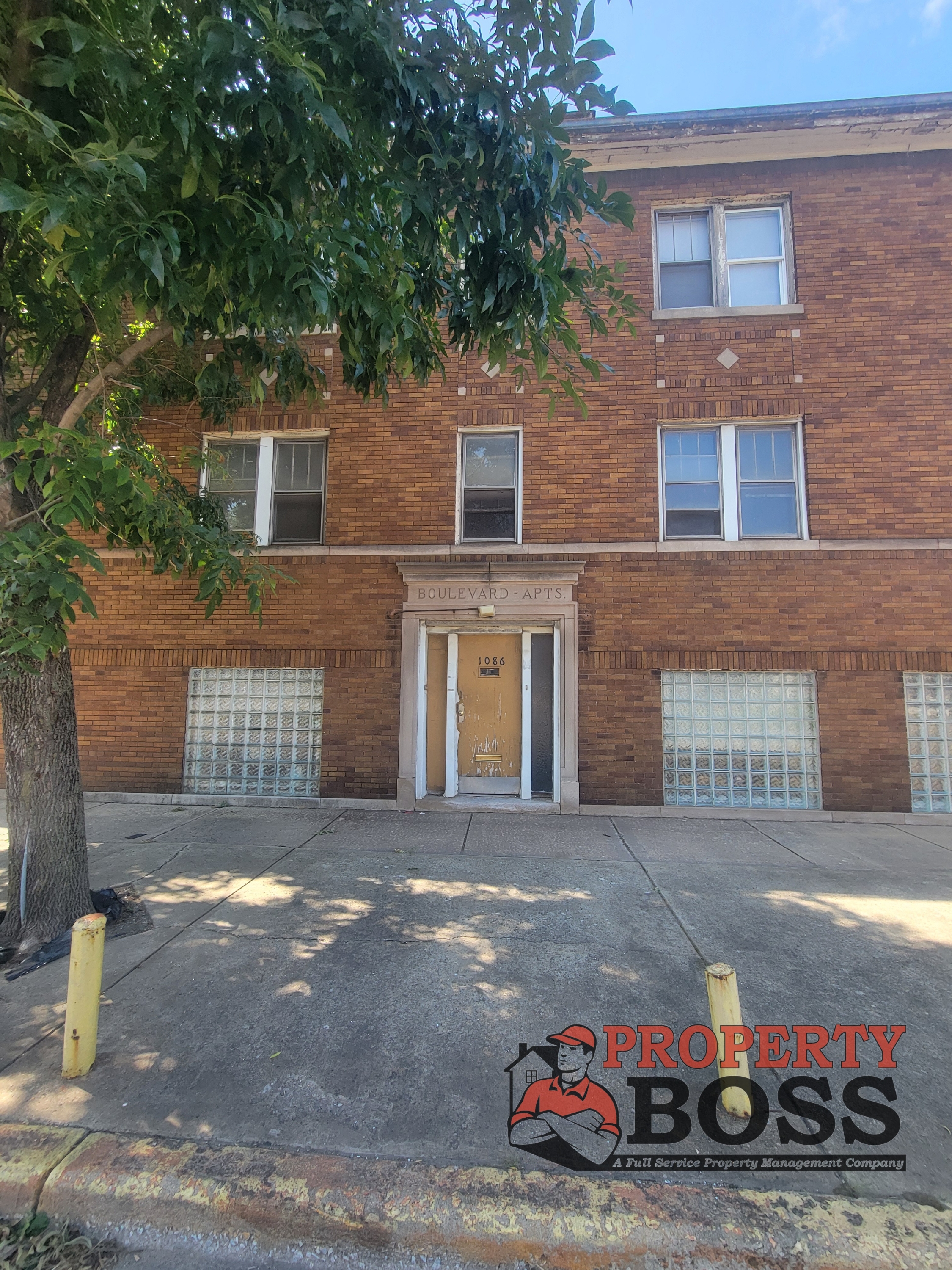 1086 Harrison Boulevard - 1