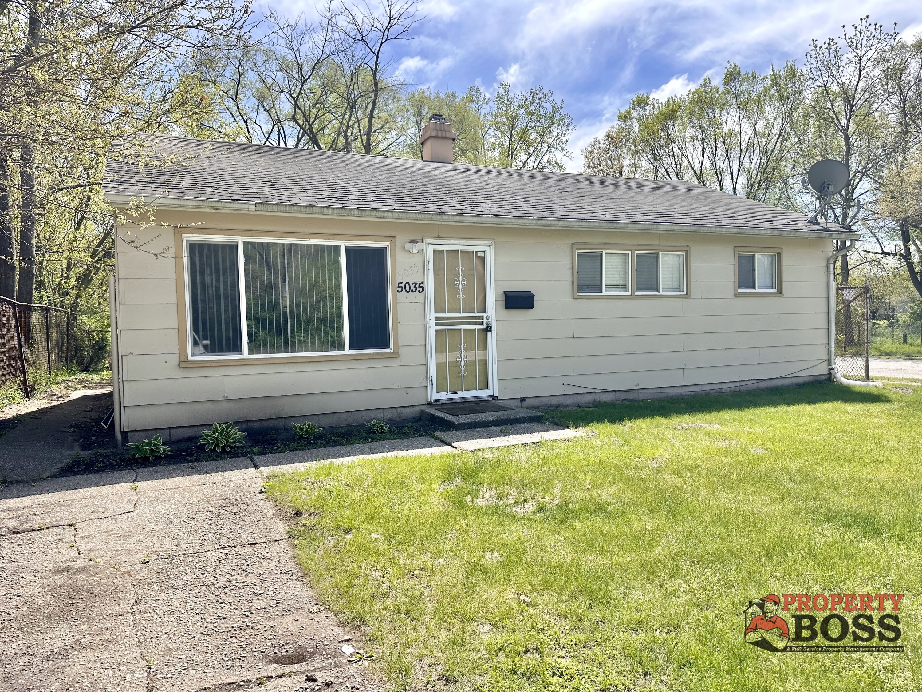 Property main image