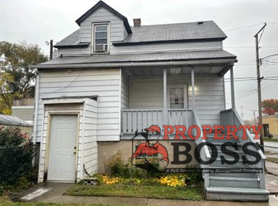 1439 Myrtle Avenue-Coach House